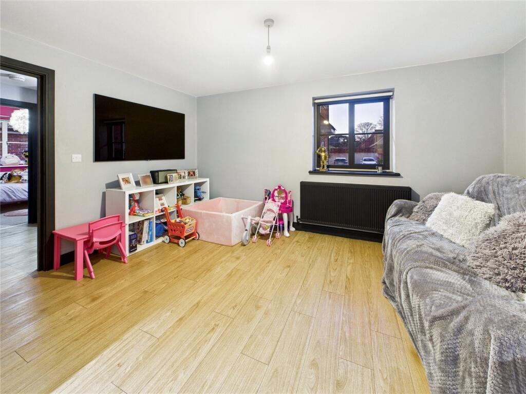 Picture 4