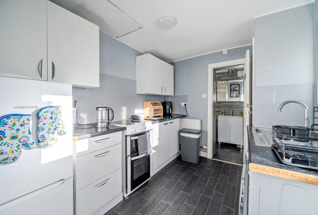 1394201-13-694556...