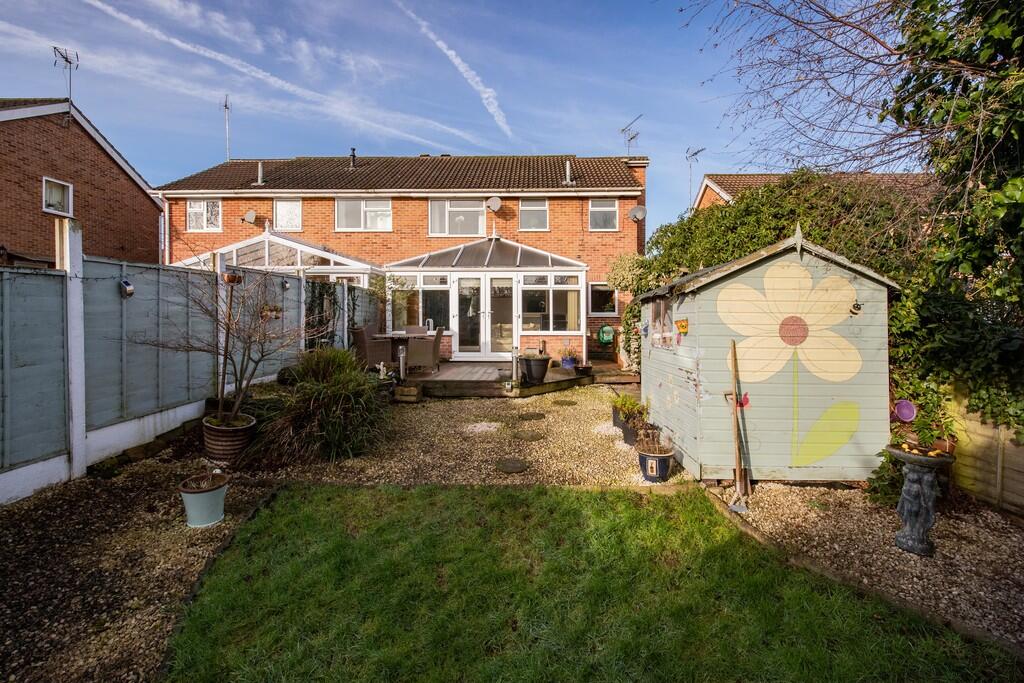 18 Harcourt Place...