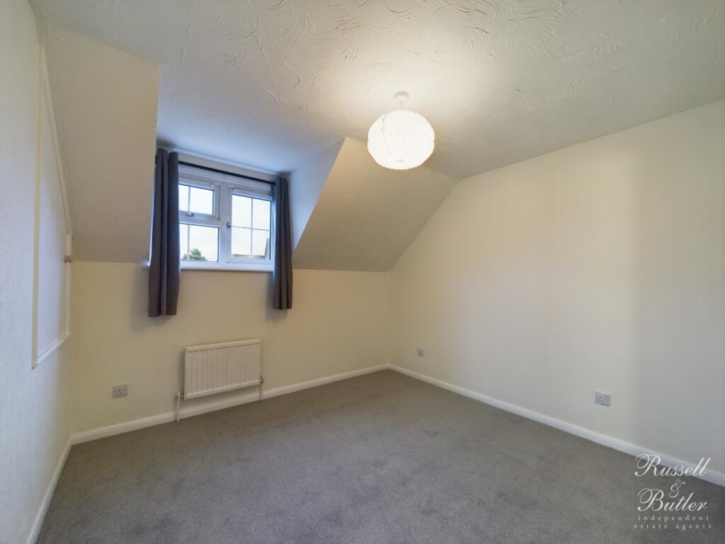 CAM01995G0-PR0234-STILL014