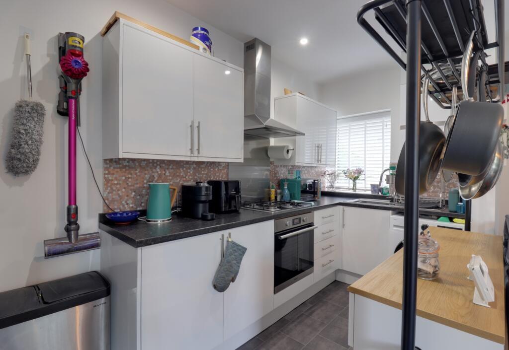 Kitchen 1