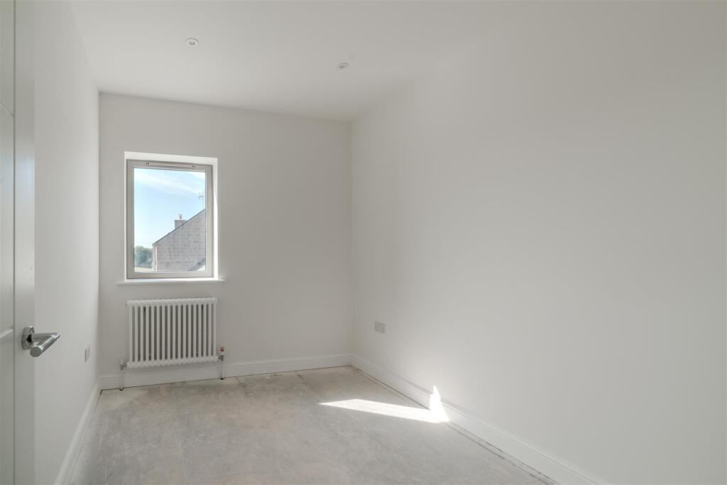 Bedroom2.jpg