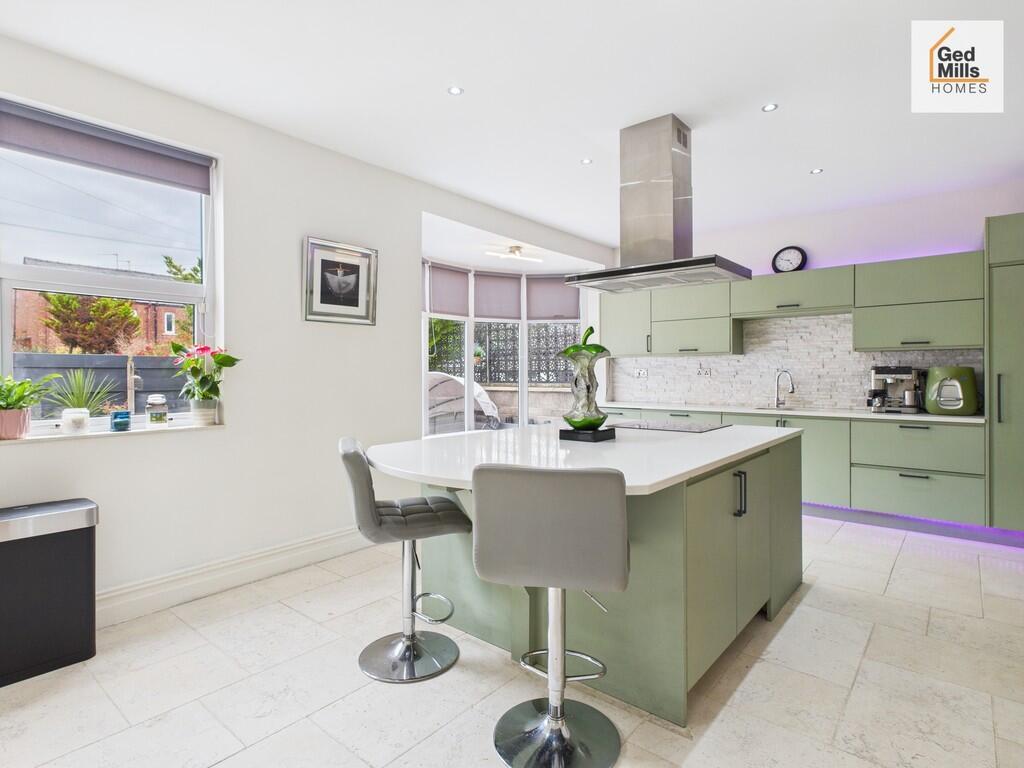 CAM04261G0-PR0089...