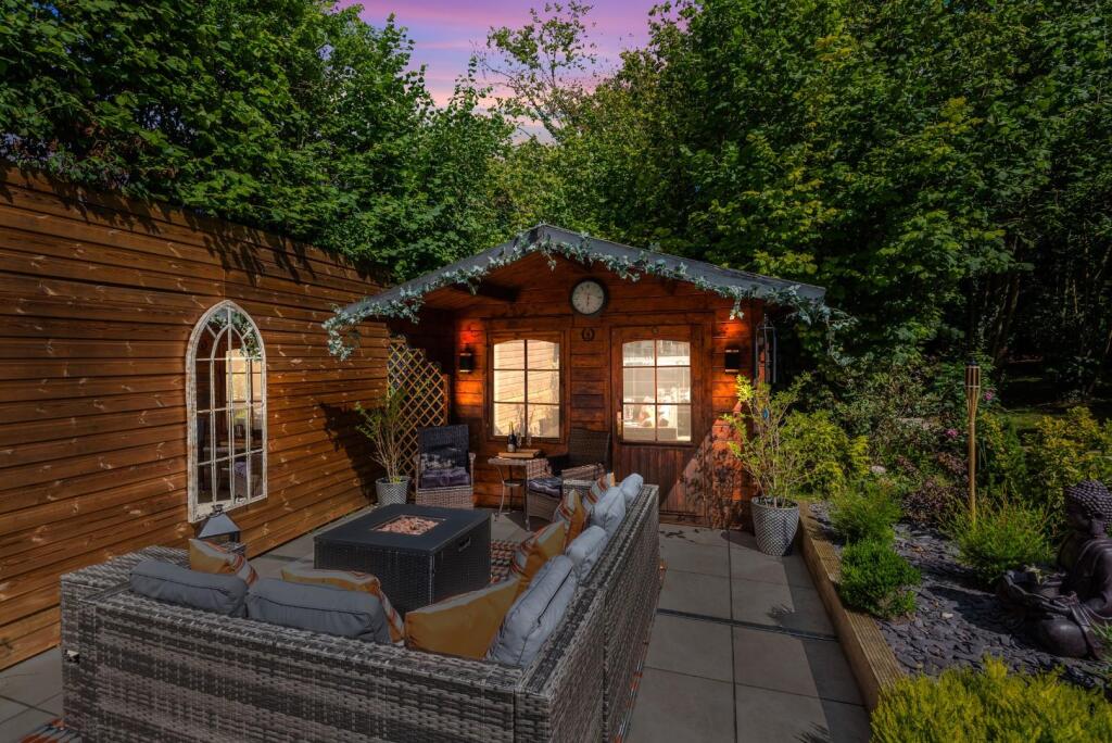 DOWNS WAY, (20)-twilight.jpg