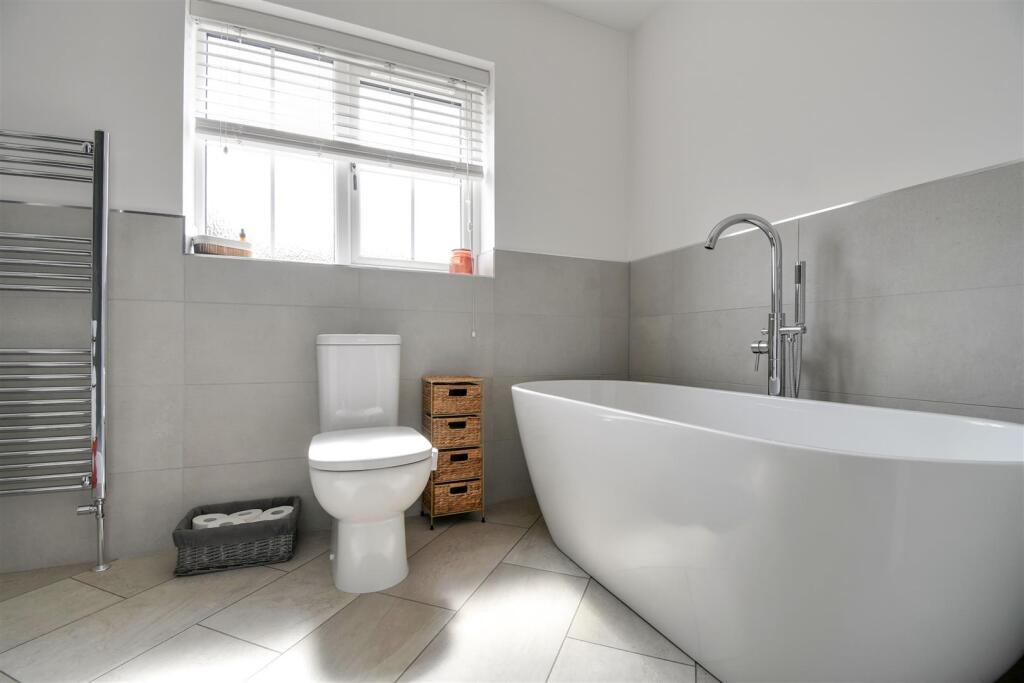Family bathroom