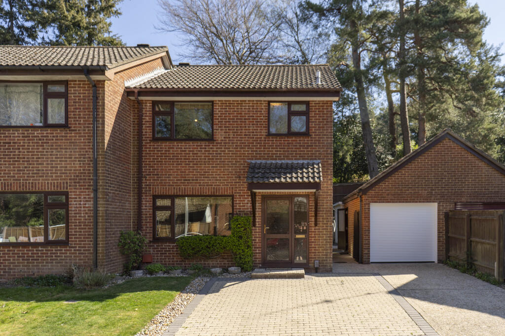 Wentworth Drive Image - By Ben Parker-30.jpg