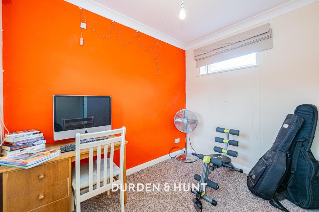 Gubbins-44.jpg