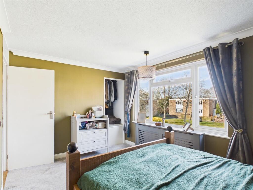 Bed 1 b.jpg
