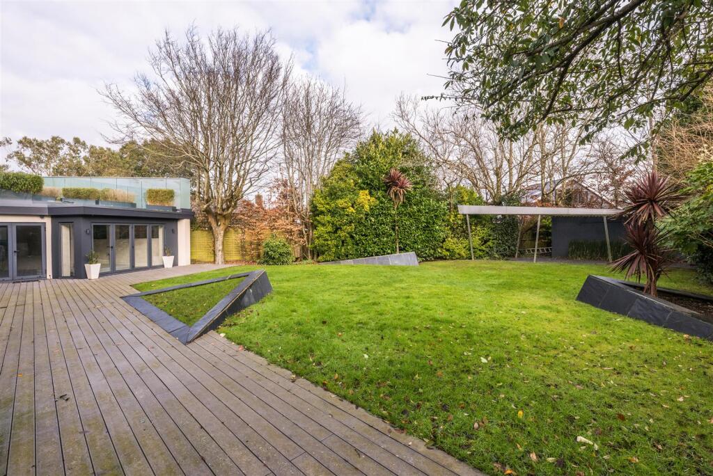 72 Dyke Road Avenue -10.jpg