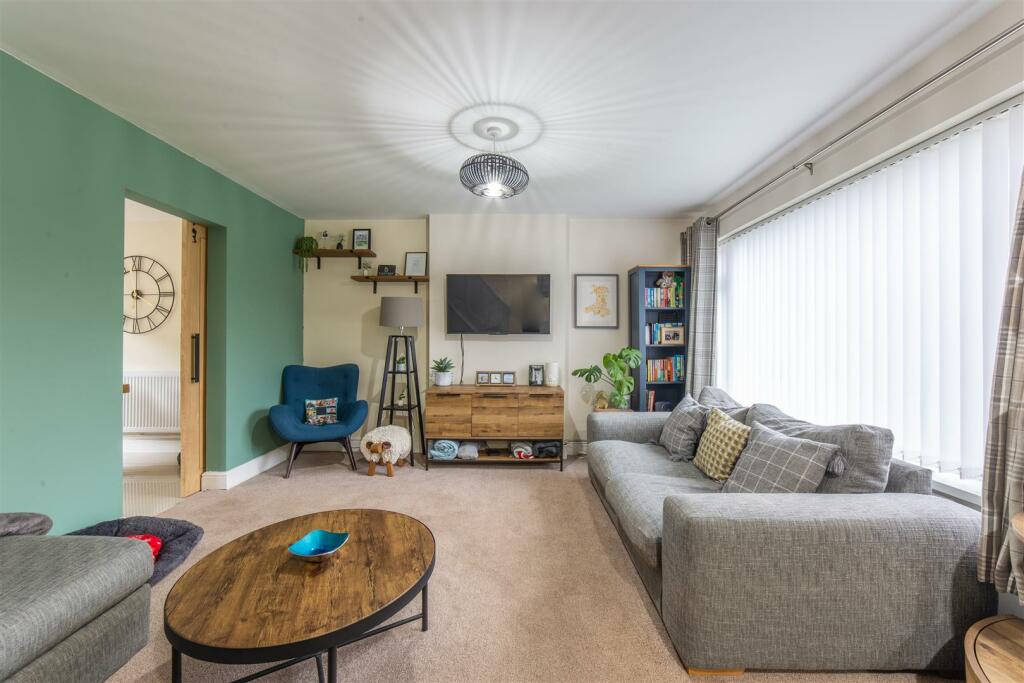 4 Fern Rise-13.jpg