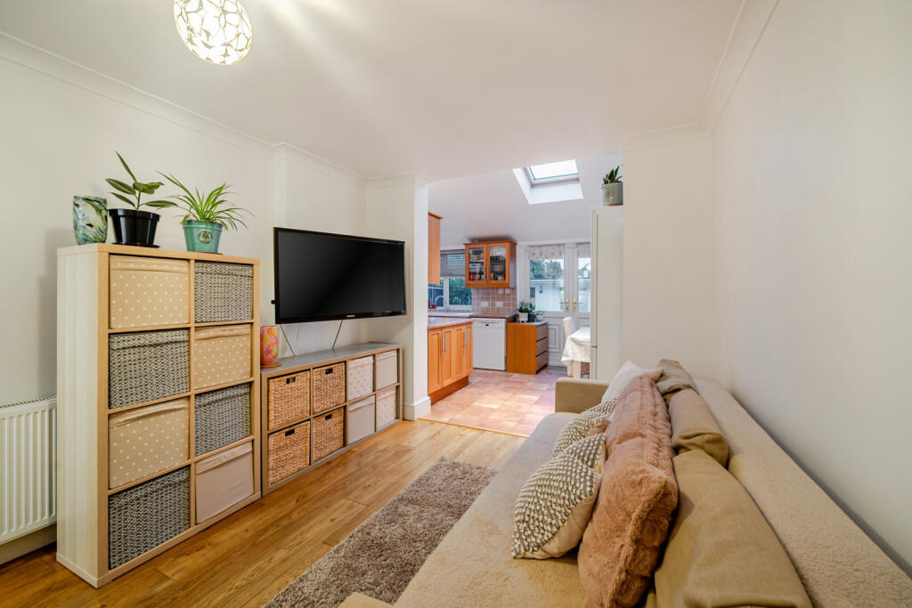 1369149-18-68eff0...