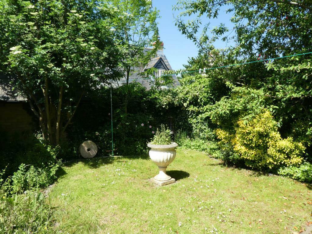 garden.JPG