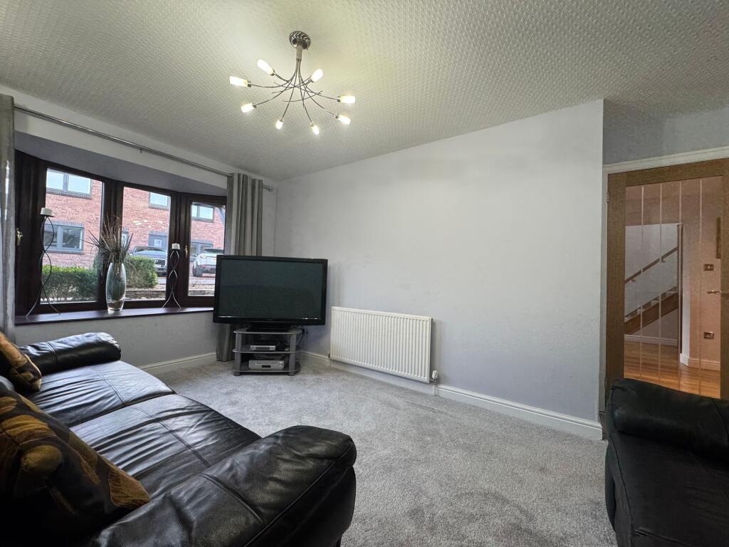 2nd Lounge/Family Room