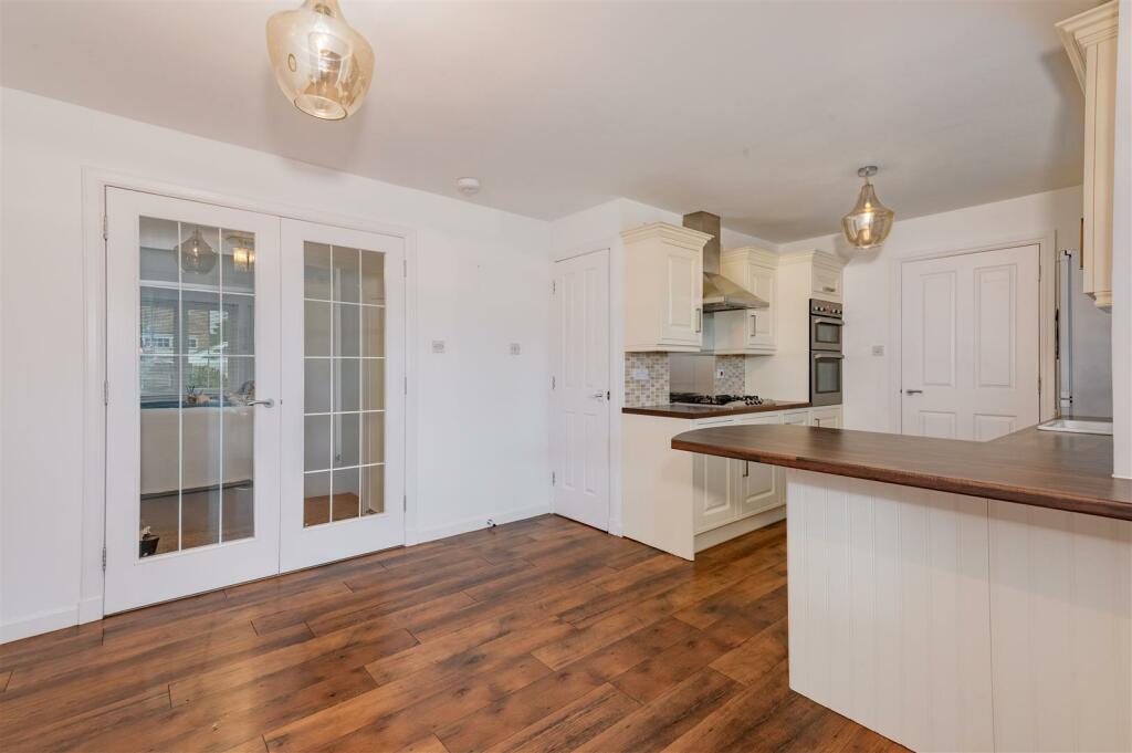 10 Lochty Drive Kinglassie-22.JPG