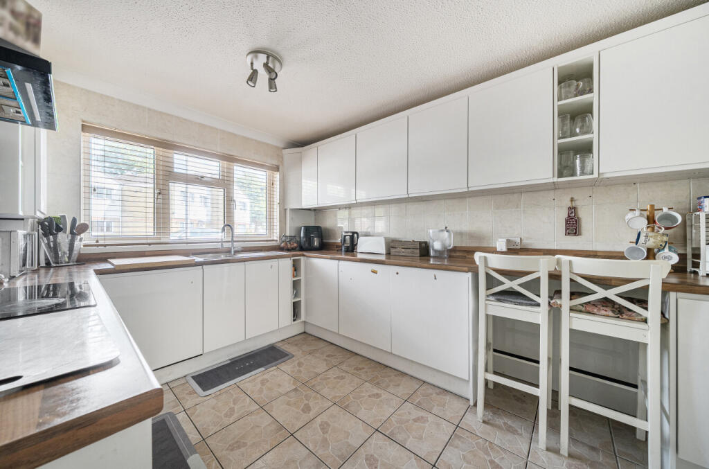 1346456-6-68b0312...