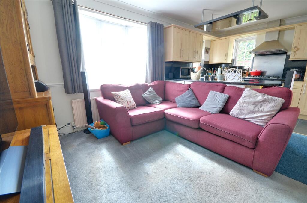 Lounge/Kitchen
