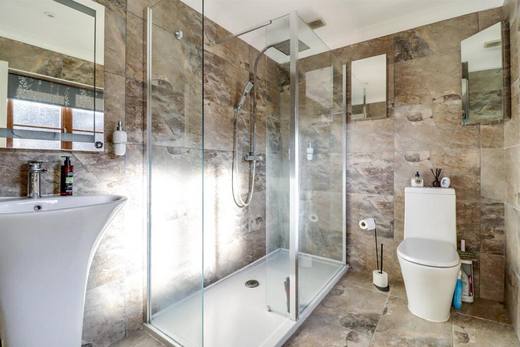 Ensuite Shower-room