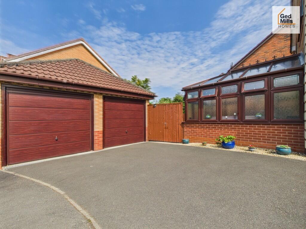 CAM04261G0-PR0066...