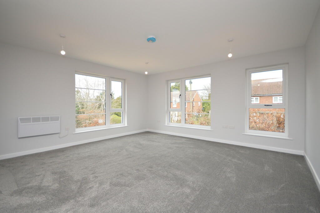 Open Plan Interna...