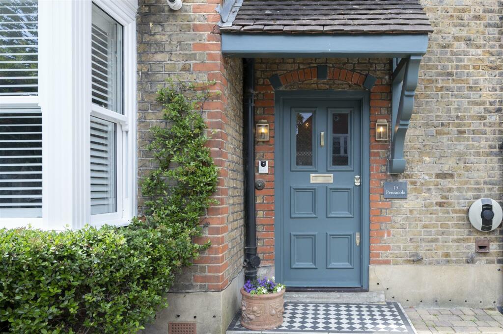 13 DURHAM ROAD,3.jpg