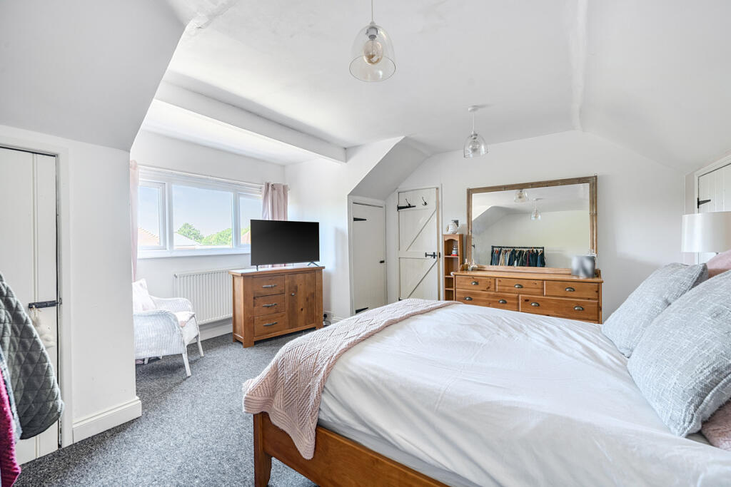 Bedroom 3 / Office / Hobby Room