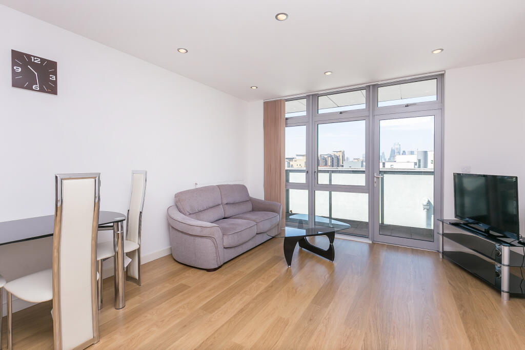 Kitchen/Living Room