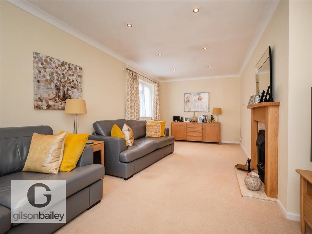 1BourneClose-22.jpg