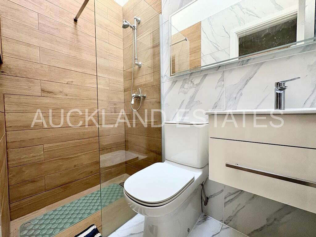 IMG_7277-17576849...