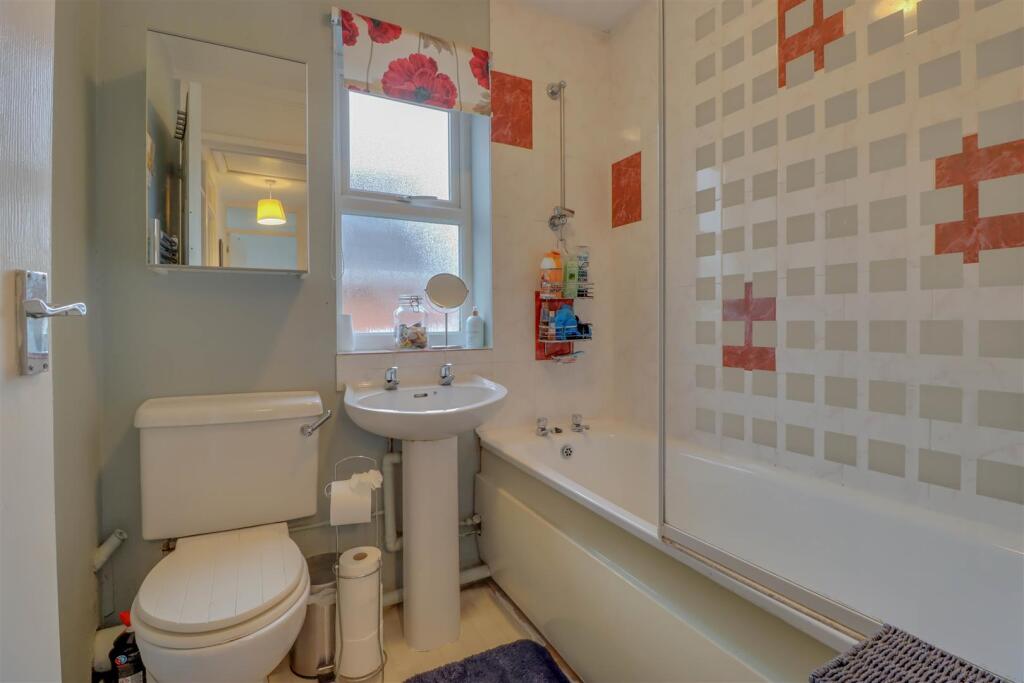 19HeybridgeDrive-11.jpg
