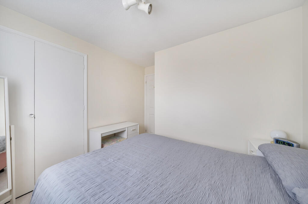 1376730-18-690c89...