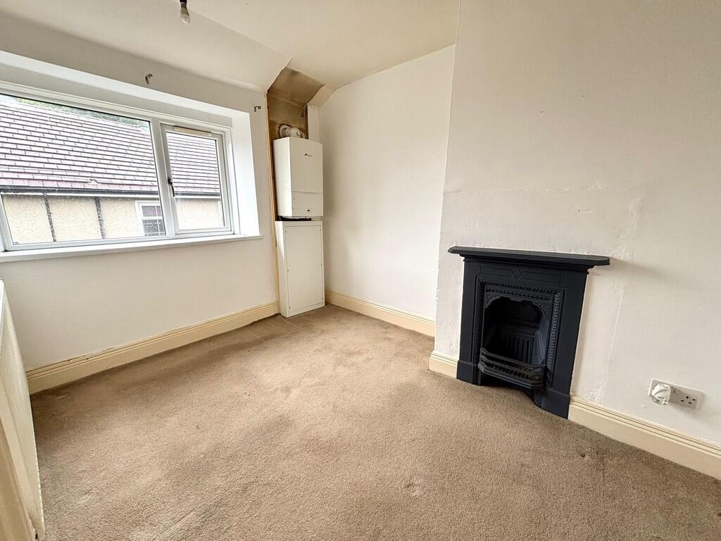 bedroom 1.