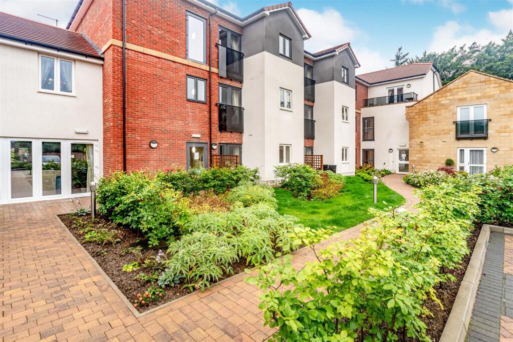 Communal Gardens 2.jpg