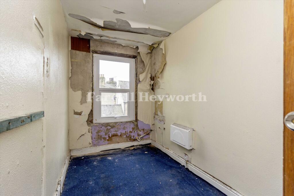 Bedroom 4 T202411081041.jpg