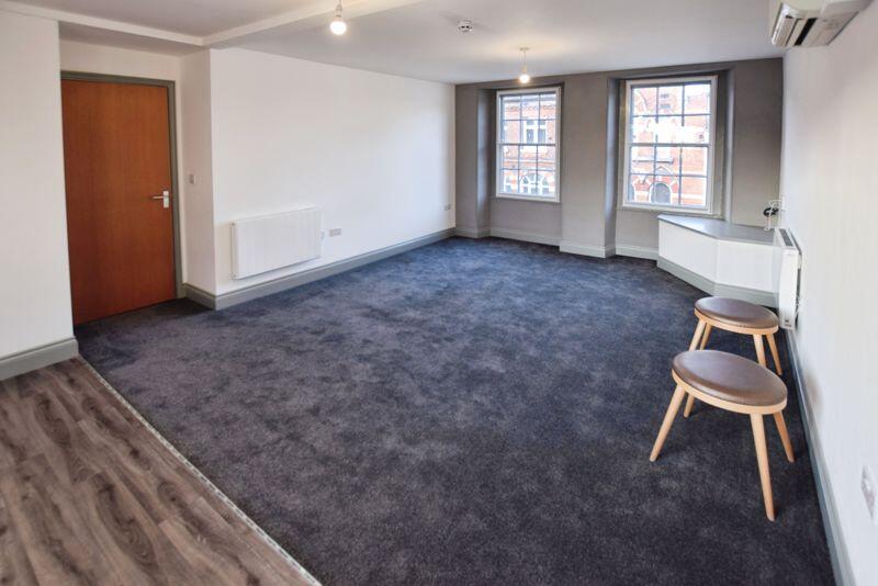 Lounge/Kitchen