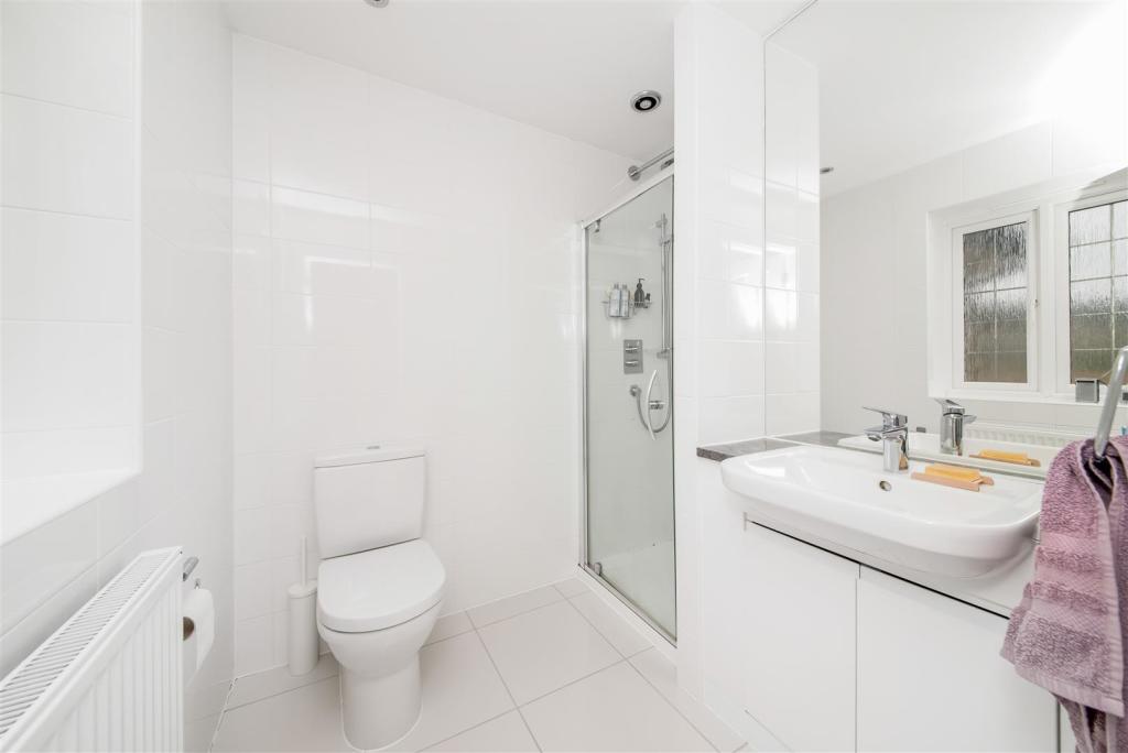 EN-SUITE SHOWER ROOM TO BEDROOM ONE