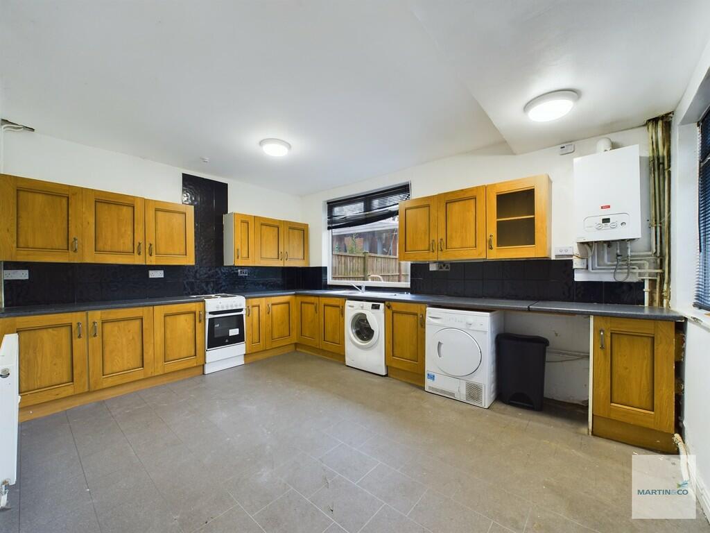 CAM03394G0-PR0214...