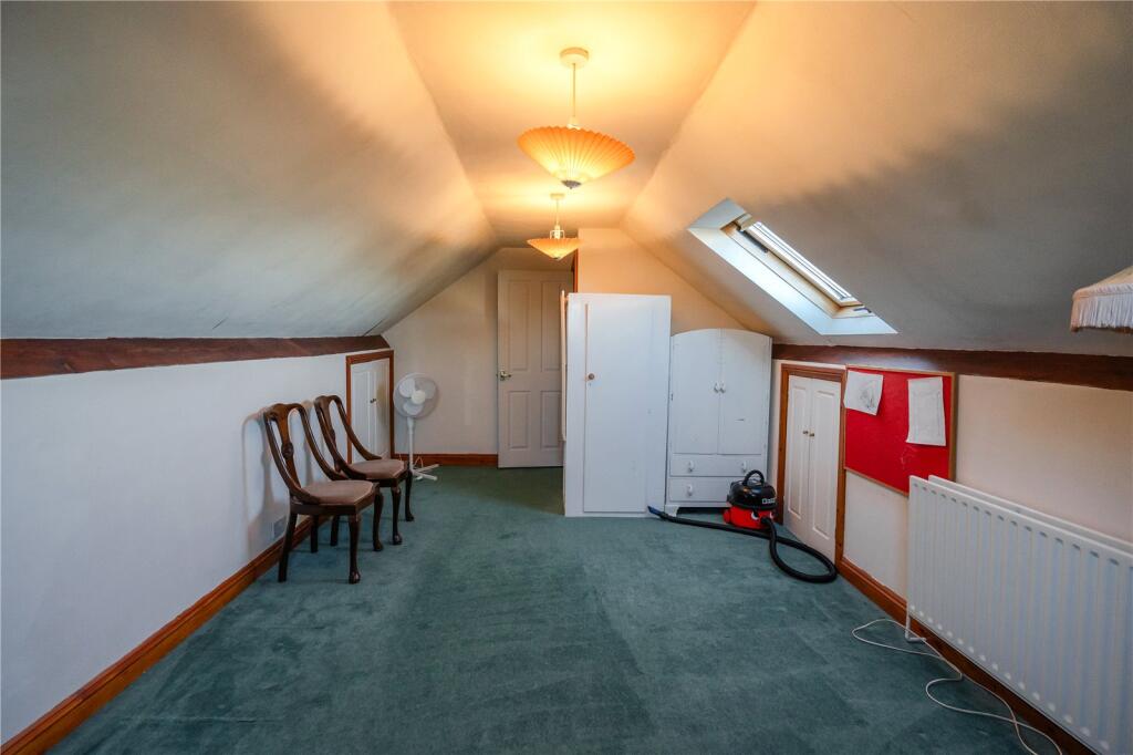 Bedroom (2)