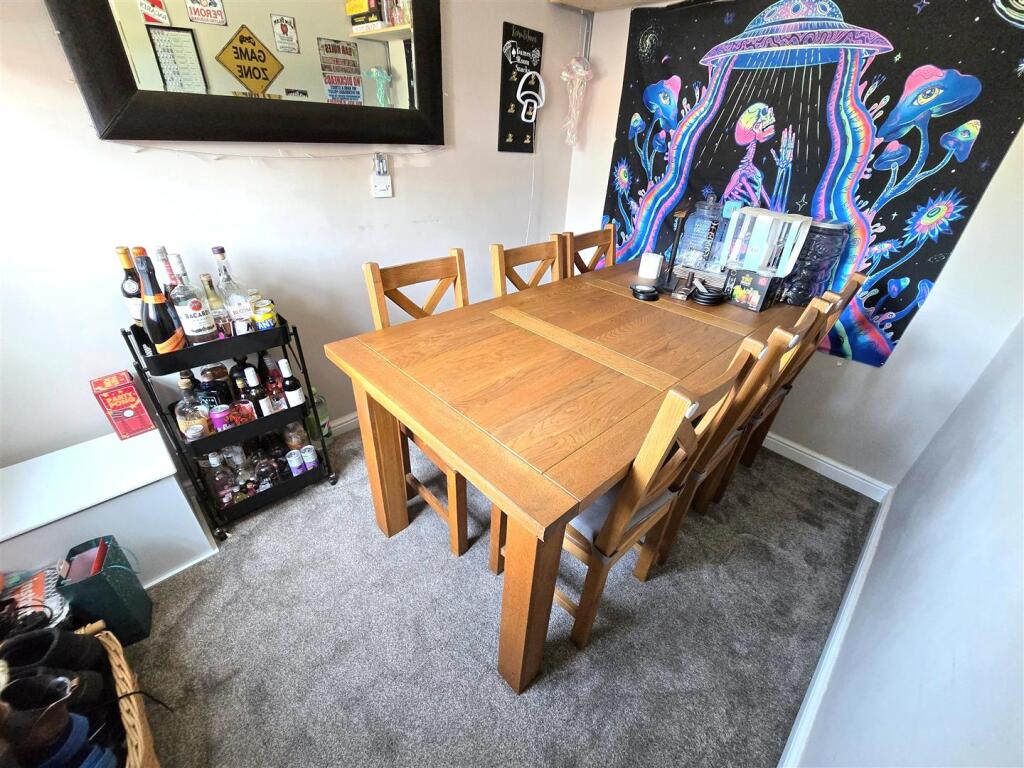 Study Diner Bedroom 6.jpg