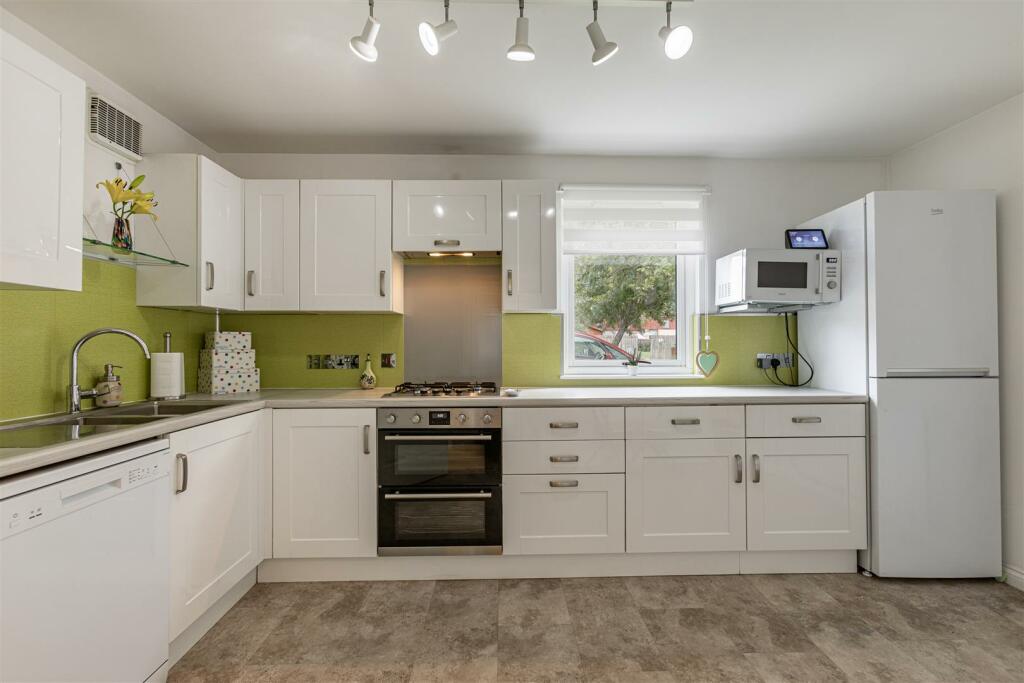 11 Killie Court Tweedbank 21.JPG