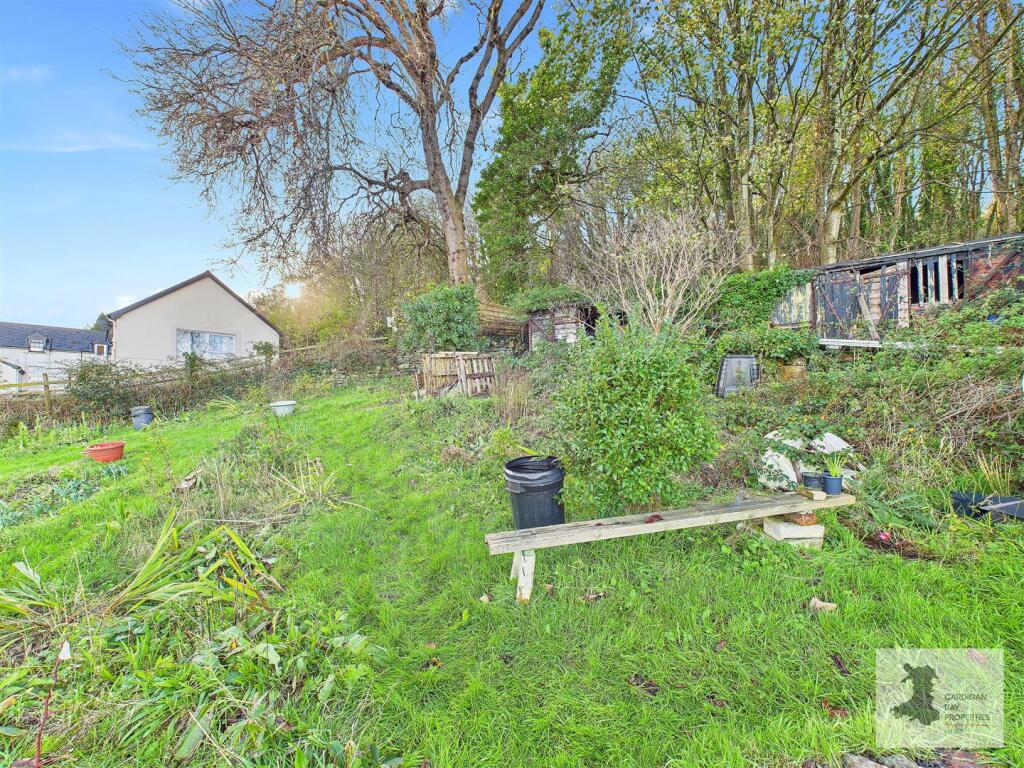 Optional Garden available by separate negotiation