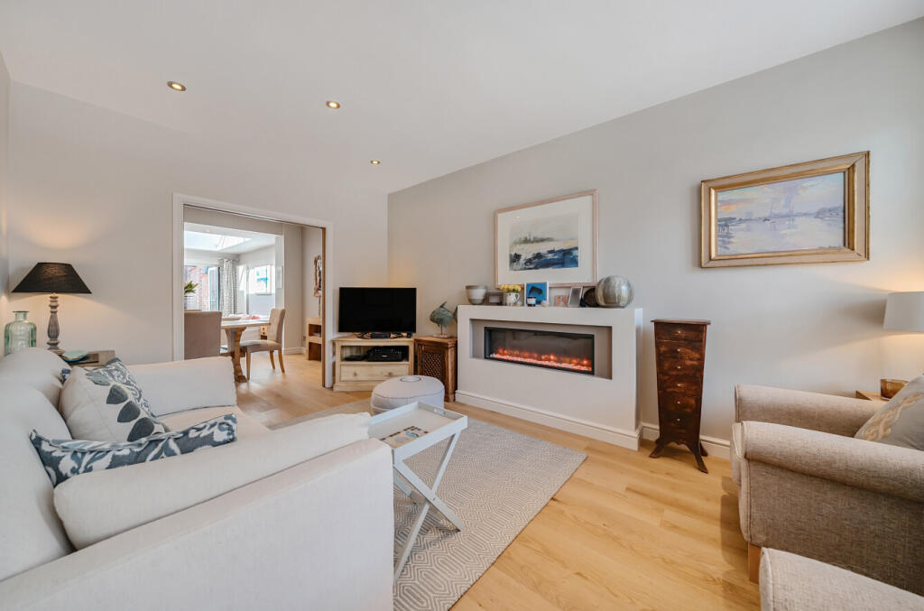 1300378-10-685d78...