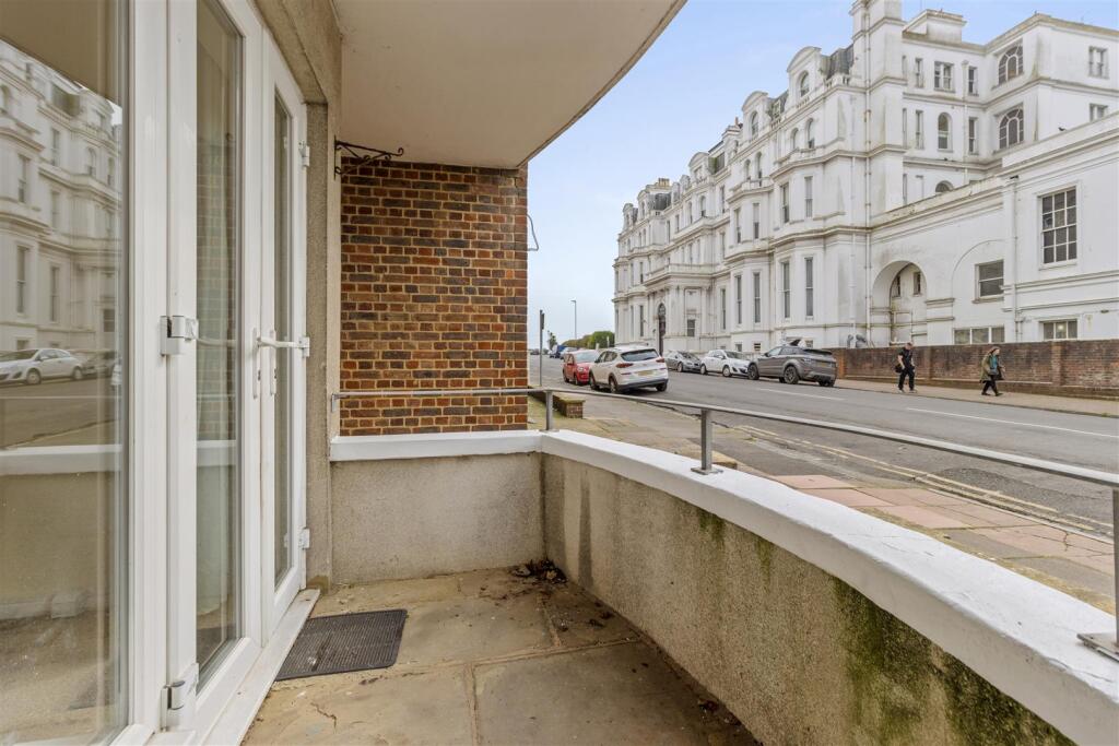 front terrace #3.jpg