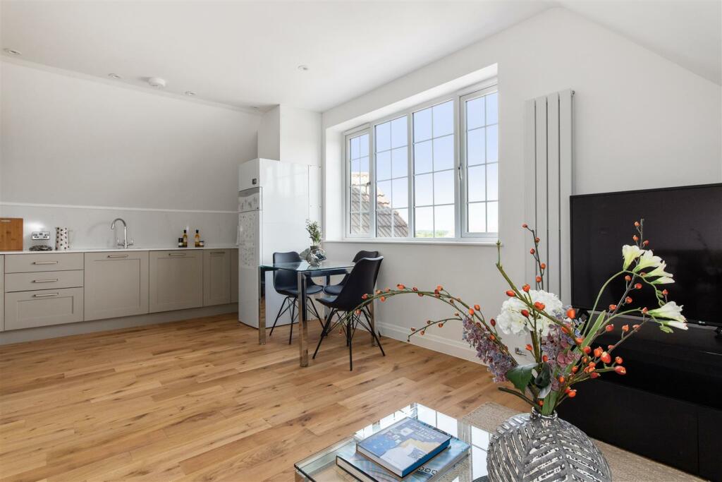 Open Plan Kitchen/Reception Room