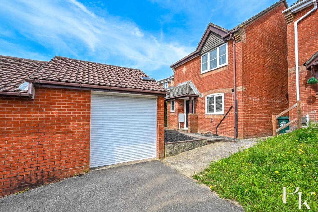 16-langridge-drive-bn41 (18).jpg