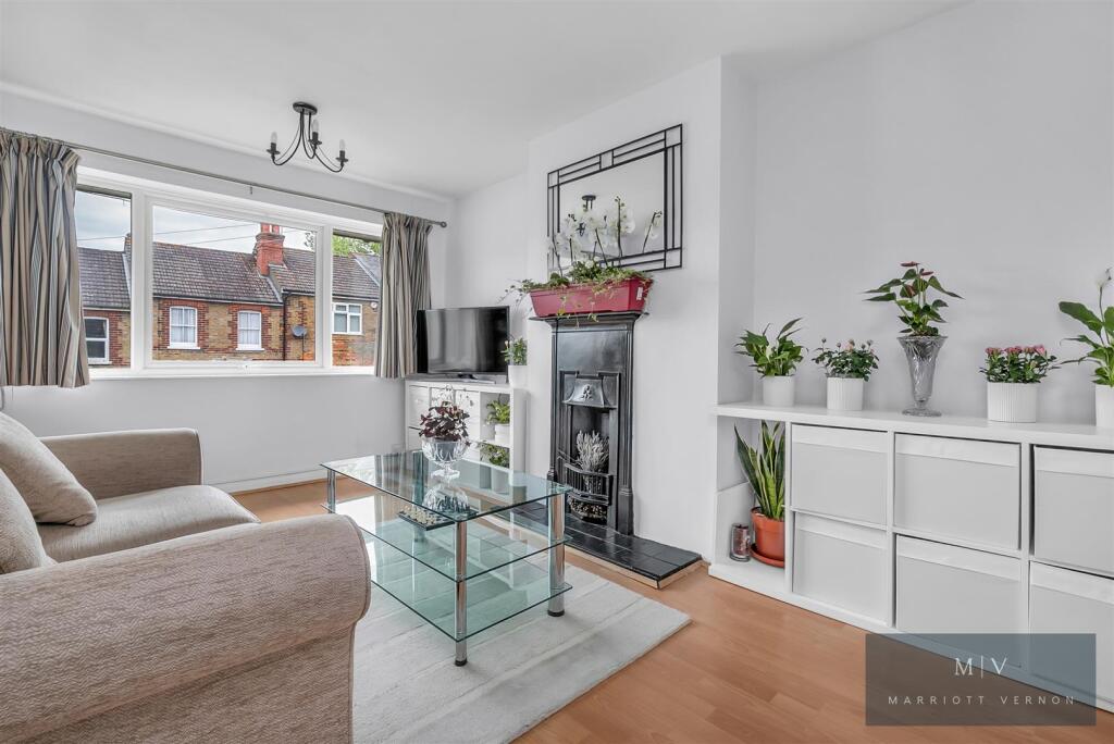 Bournefield Road 7 MV-7.jpg