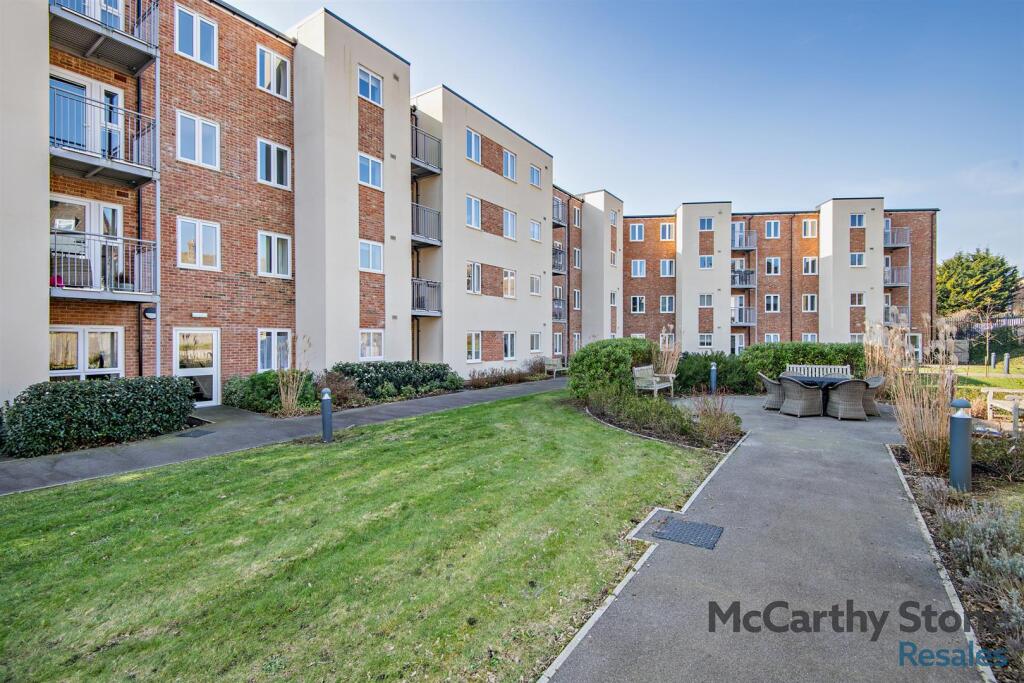 8638128-exterior02-800.jpg