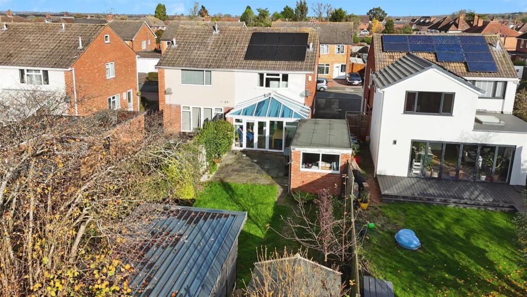 9bb403ea-1-48CB-8382-9187252848E2-4421-00000389D08