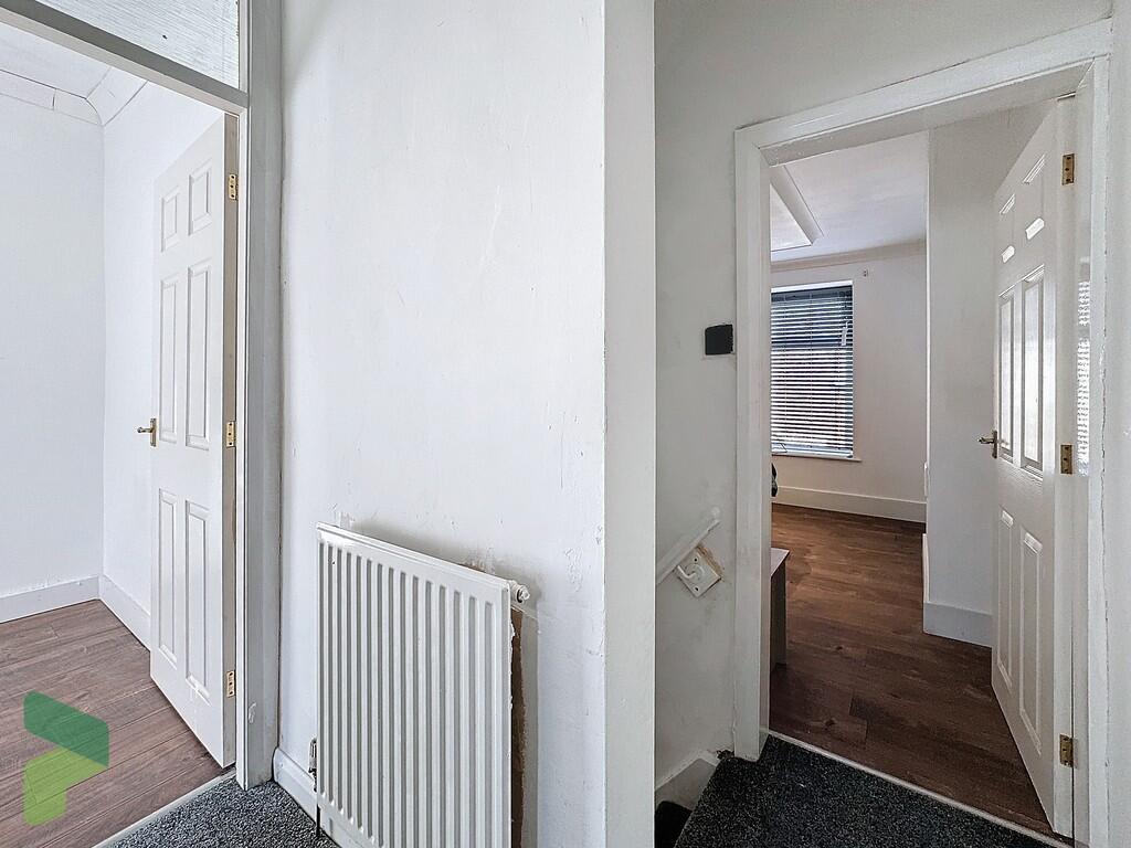 First floor landi...