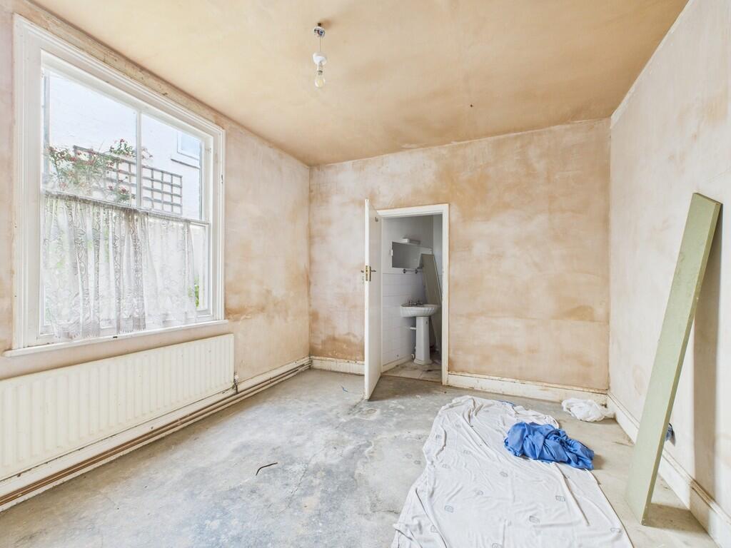 CAM01835G0-PR0342...