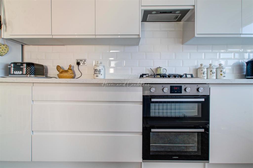 Richs Road, Heath, HernCrabtree (6).jpg